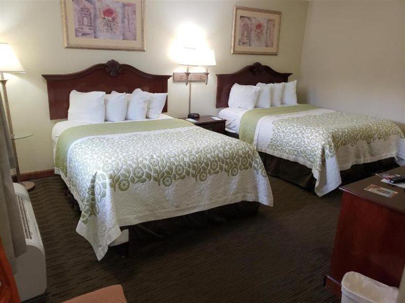 Quality Inn Great Barrington Exterior foto